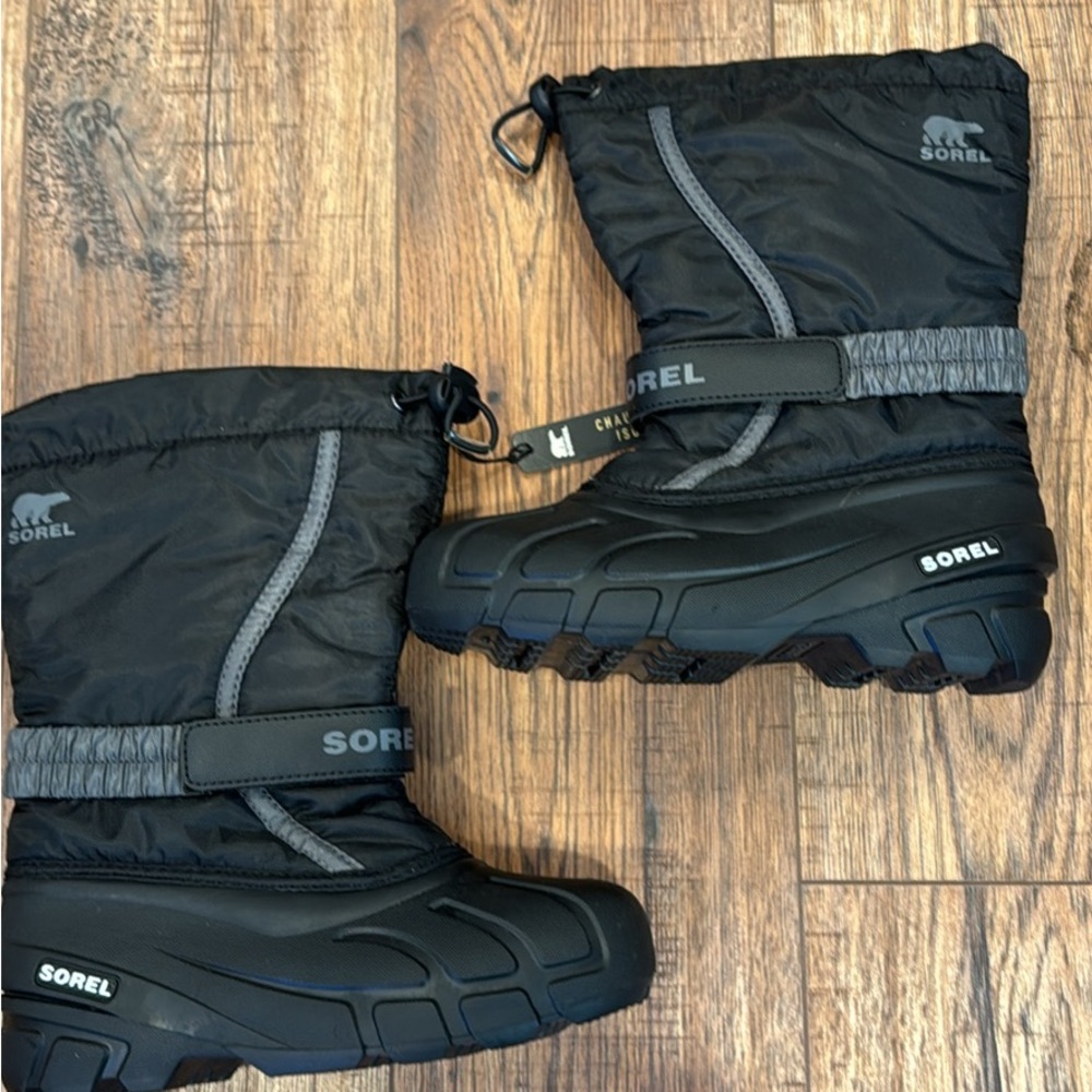 Sorel Black “Flurry” Kids Boots size 2